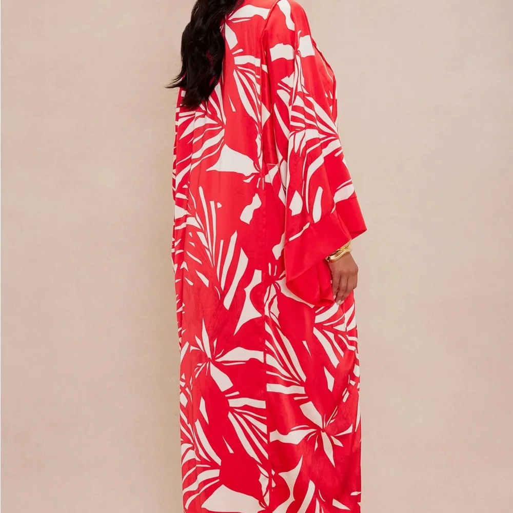 Fashion Nova Satin Kimono NWT - Picture 3 of 3